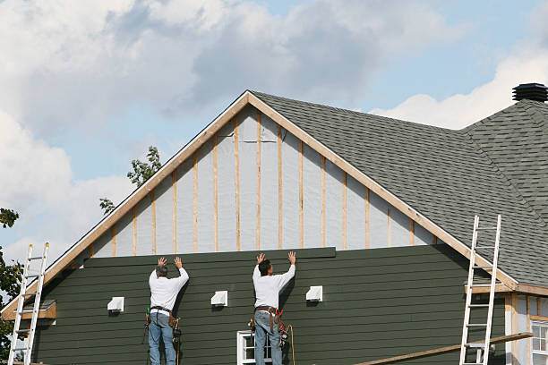 Professional Siding Replacement technician working in Flower Mound, TX